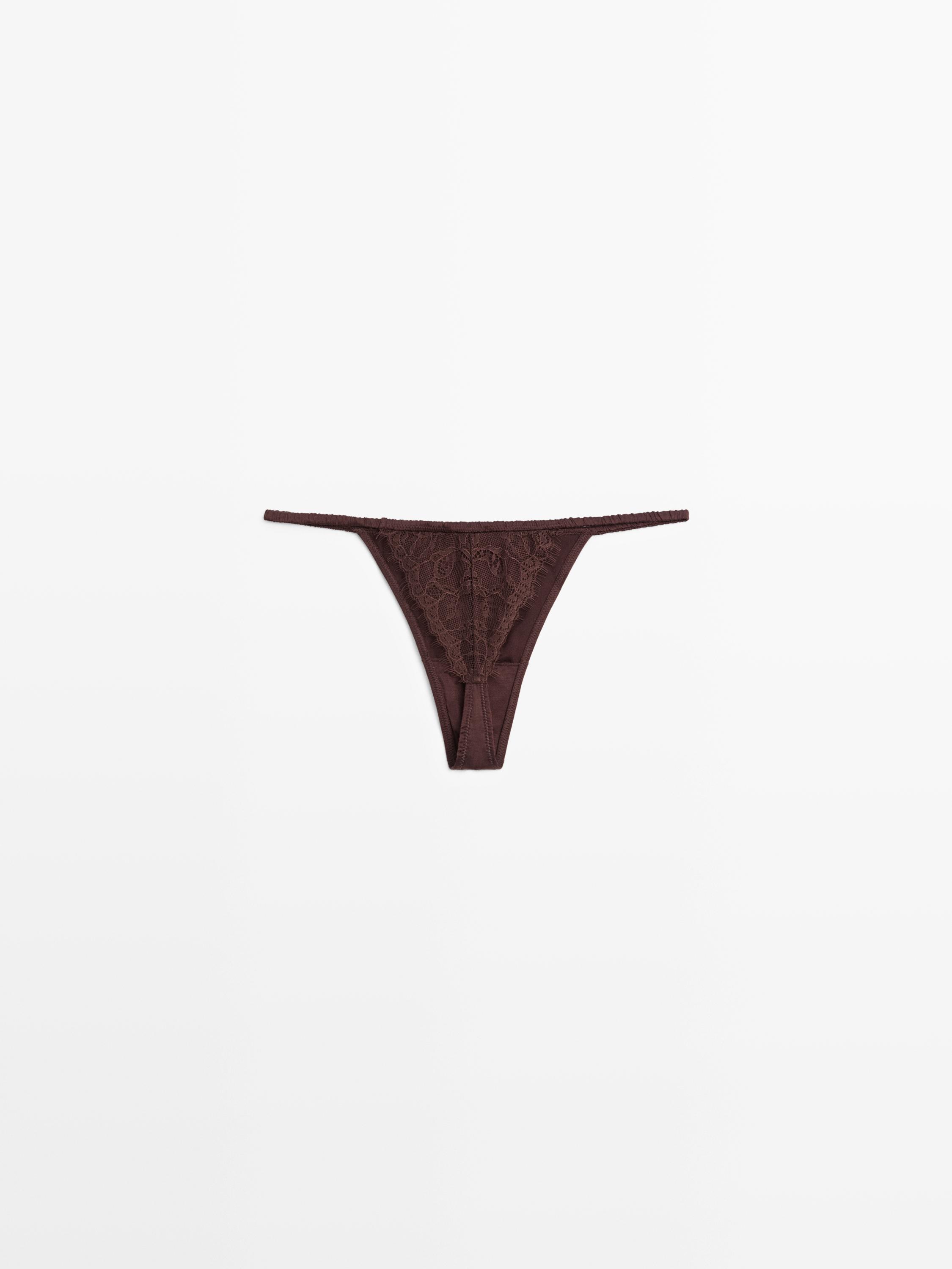 String en soie avec dentelle